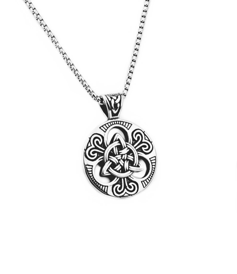 Men's celtic KNOT Medallion Necklace - Etsy