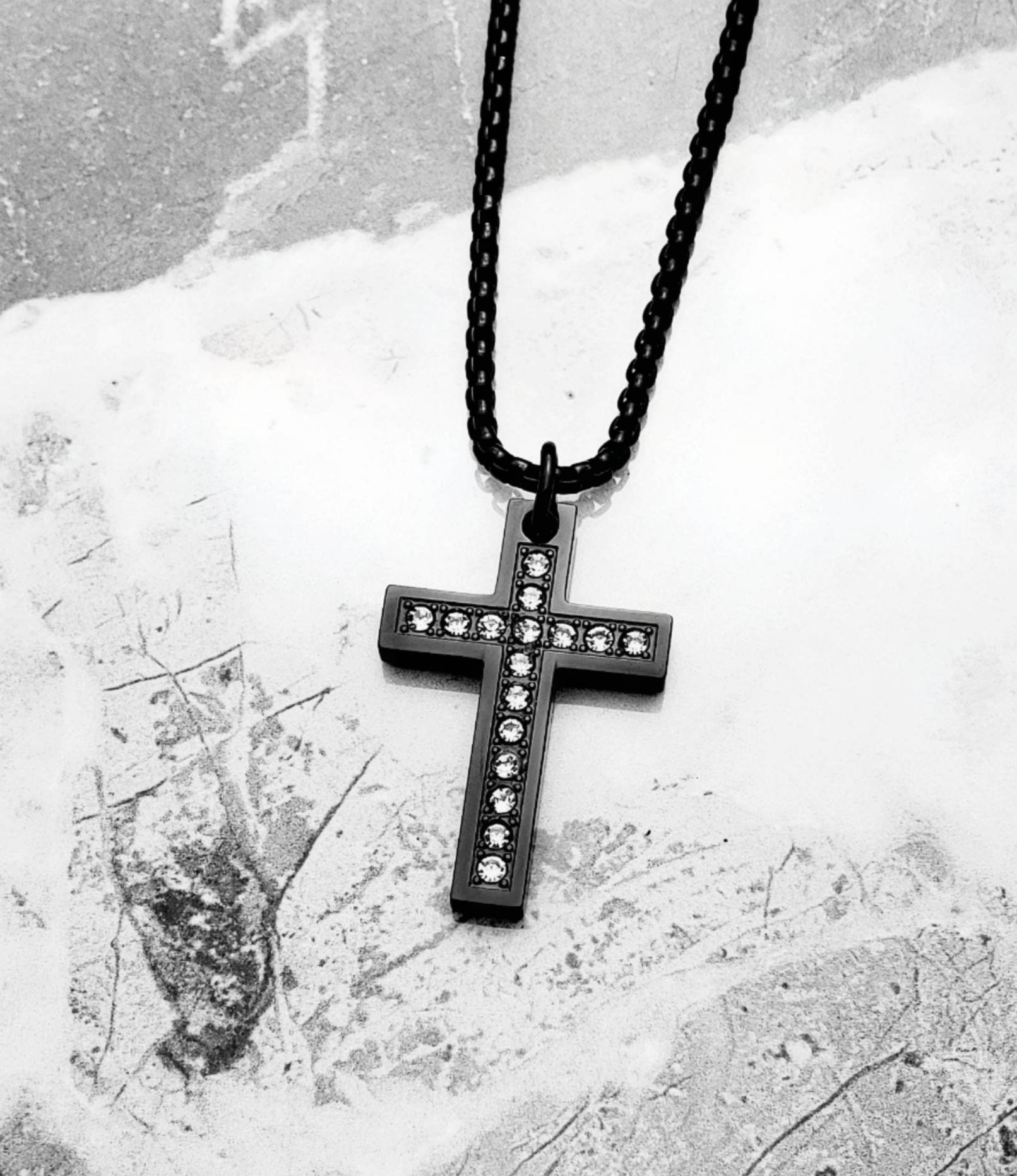 ADOCARN Ciondolo A Croce Rovesciata In Acciaio Inossidabile - 2