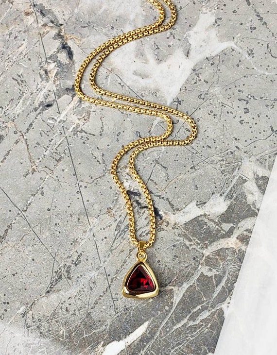 Men\'s gold GARNET Trillion Necklace Men\'s Gold Stainless Steel Garnet  Trillion Pendant Necklace Mens January Birthstone Garnet Necklace - Etsy  Sweden