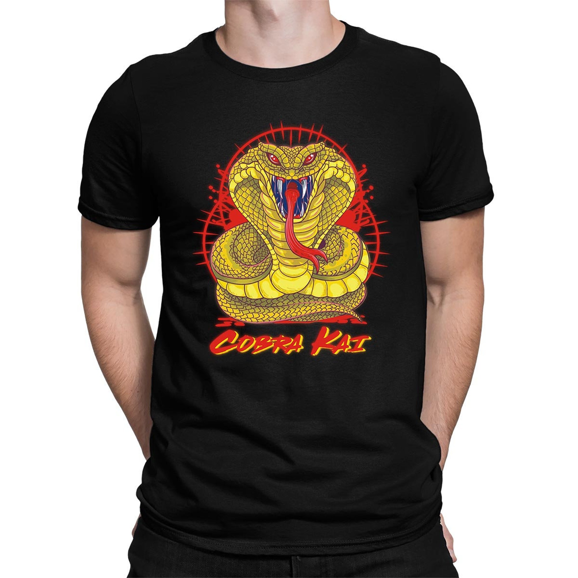 Discover Camiseta Cobra Kai Karate Inspirado en las Artes Marciales Kung Fu Vintage para Hombre Mujer