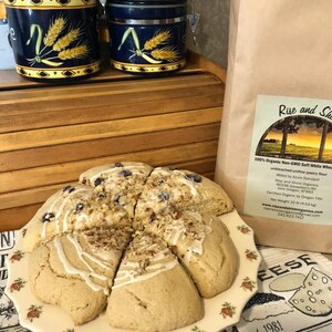 Certified 100% Organic Non - GMO Hard Red whole wheat bread flour. Unbleached Unifine. image 9