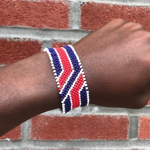 Caribbean Hispanic Beaded Bracelet Masai Beads , Red, Kenya Jewelry, Maasai, Africa Jewelry, Africa bracelets, Maasai Bracelet, DR, PR, run