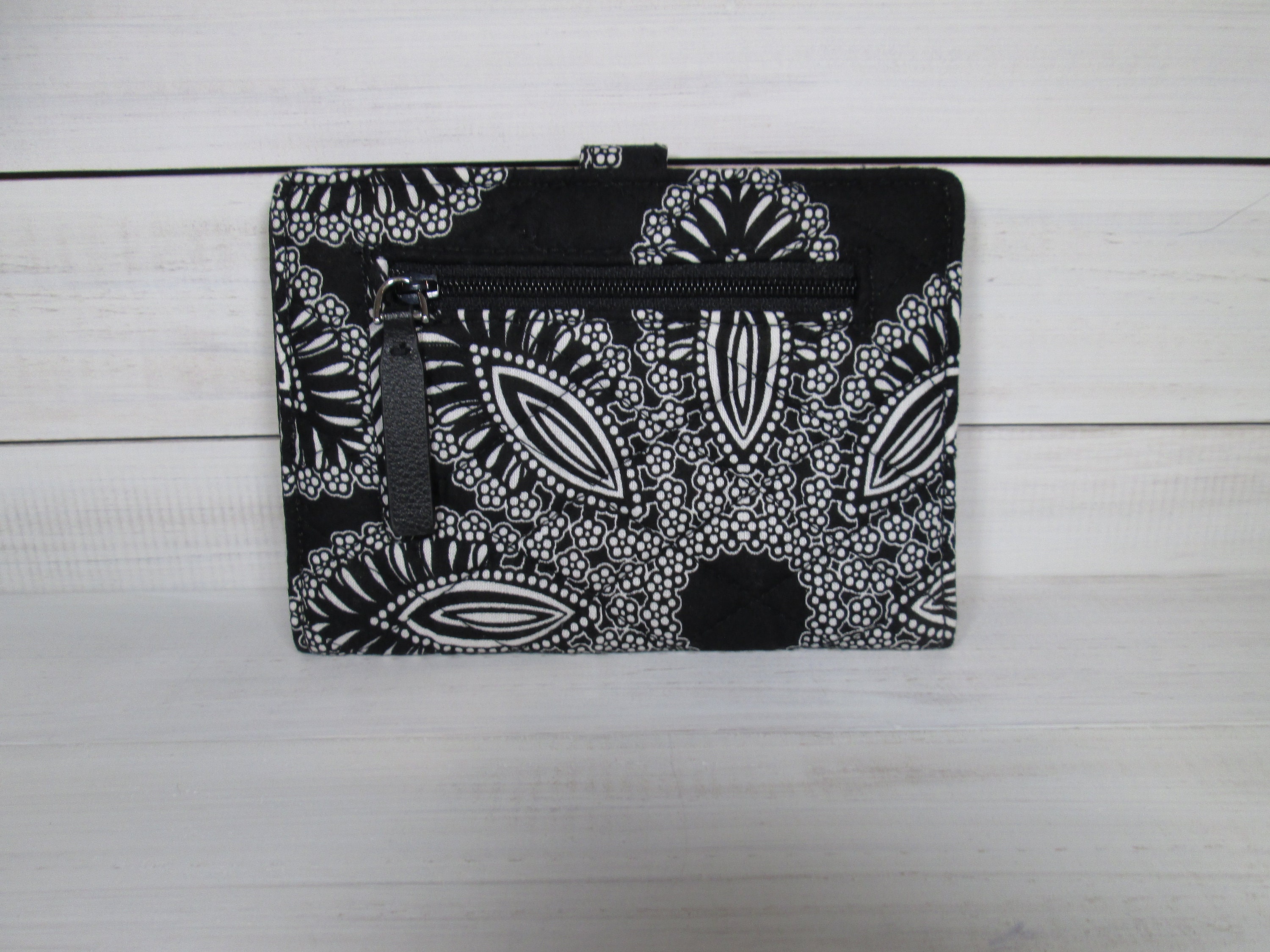 vera bradley around the neck wallet