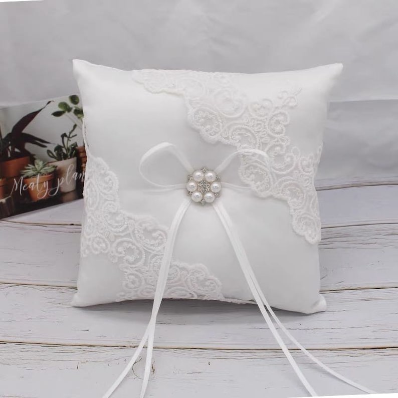 Lace Wedding Ring Pillow/ Stain Ring Bearer Pillow/ Wedding Pillow/ Ring Bearer pillow with pearl/ Classic wedding/ Wedding rings image 9