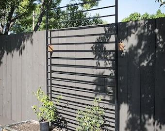 Horizontal Bar Trellis, Wall Mounted / Stand Alone, Modern Metal Horizontal Trellis Custom Made, Powder Coated Horizontal Slatted Trellis