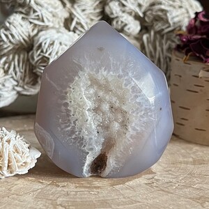 Lavender Agate Tower: Druzy Pocket Crystal Obelisk