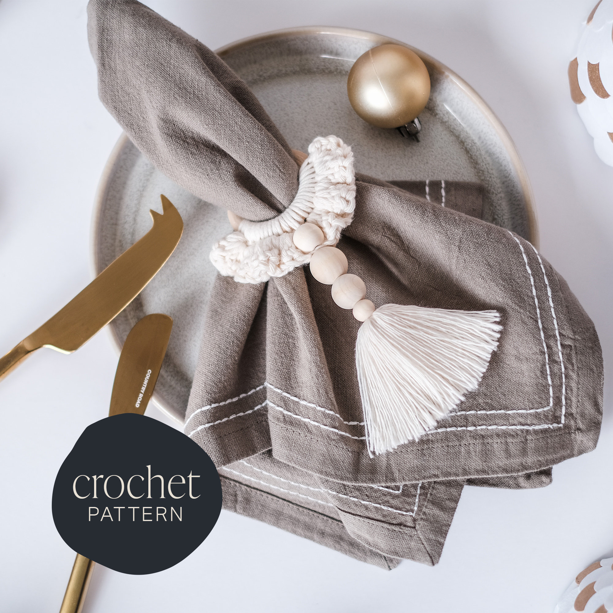 30 Crochet Patterns Inspired by Angels: Heavenly, Whimsical, and Giftable Crochet Ideas 21 Christmas Angel-Inspired Napkin Ring Pattern