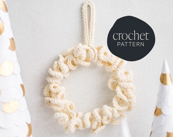 Mini Ruffle Christmas Wreath Digital Crochet Pattern PDF
