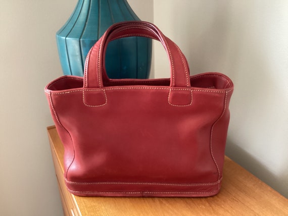 Vintage red leather coach purse sales