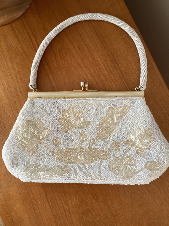 Lovely Vintage White and Ivory Beaded Evening Bag… - image 10