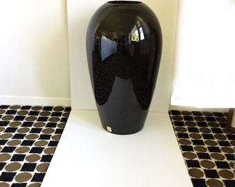 BASE Floor Vase Black Iron DESSAIVE Selected