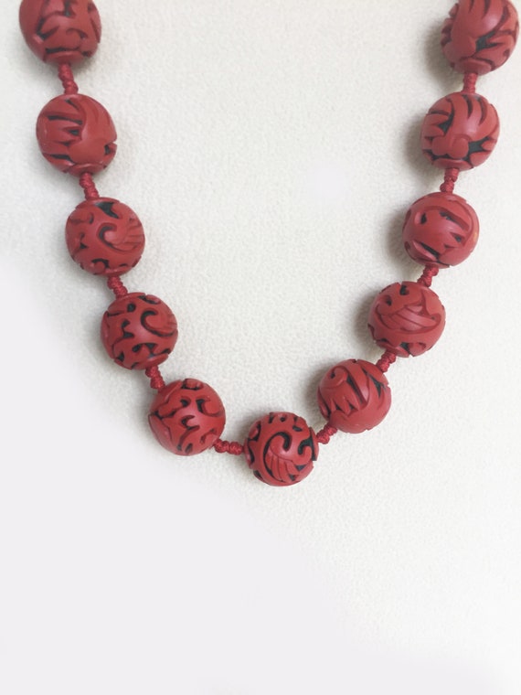 Vintage Red and Black Cinnabar Necklace. - image 2