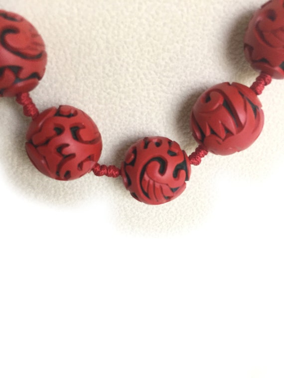 Vintage Red and Black Cinnabar Necklace. - image 3