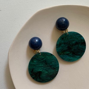 Peacock Green Round Circle Resin Acetate Earrings, Geometric Acrylic, Galaxy in Your Eyes, Pierced / Non Pierced Clip-On Earrings