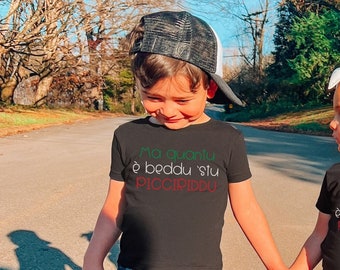 Sicilian Language, Cute baby, Ma quantu e beddu stu picciriddu, Sicilian dialect text Toddler Short Sleeve Tee sizes 2T-5T