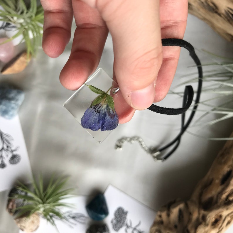 Pressed pansy resin necklace