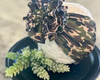 Messy Camo Baby Headwrap, Shredded Camouflage Baby Bow, Messy Baby Headband, Baby Head Wrap