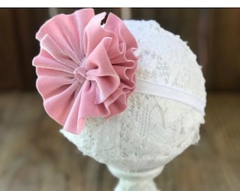 Velvet Messy Bow on Nylon, Big Messy Bow Headband, Shredded Baby Head Wraps, Big Bows for Babies, Baby Shower Gift
