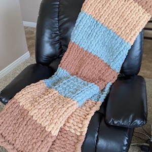 Handmade Chunky Knit Blanket, Handmade Knit Throw, Hand Knit Chunky Blanket, Wedding Gift, Housewarming Gift