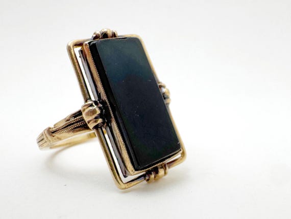 Victorian Onyx Ring - Antique - 10k gold - Floating Frame