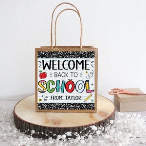 Welkom terug op school cadeaulabel, eerste dag label gunst, cadeau voor leraar studenten personeel PTO PTA, bewerkbare afdrukbare Instant Download