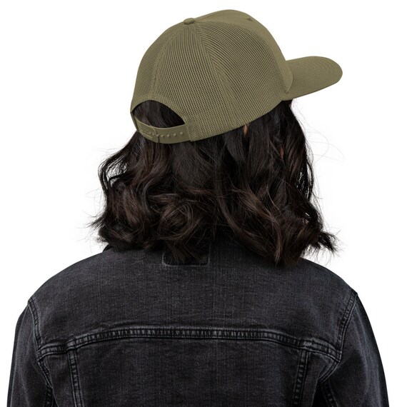Cool Black Cat Trucker Hat Embroidered 