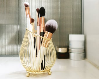 Simple and Neat Spiral Wire Makeup Brush Holder Organizer Storage, Gold Finish