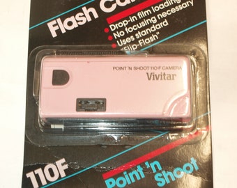 NOVO estoque antigo de câmera com flash Vivitar apontar e disparar 110-F