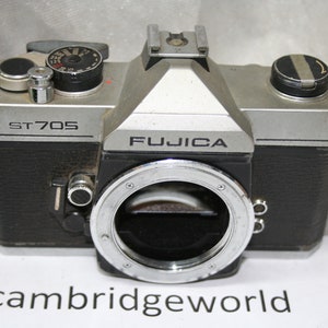 Fujica ST705w 3 | The Fujica ST705 is a fully-manual single