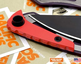 Spyderco Paramilitary 2 Anodized Titanium Back Spacer - USA