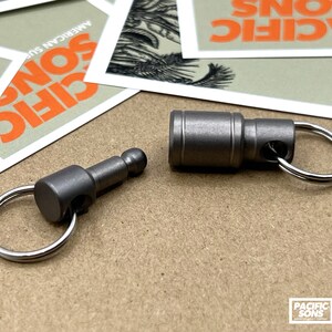 thumbnail image 2 of Advantus Antimicrobial Adjustable Black Lanyard With Detachable Key Ring – 91138 2 of 3