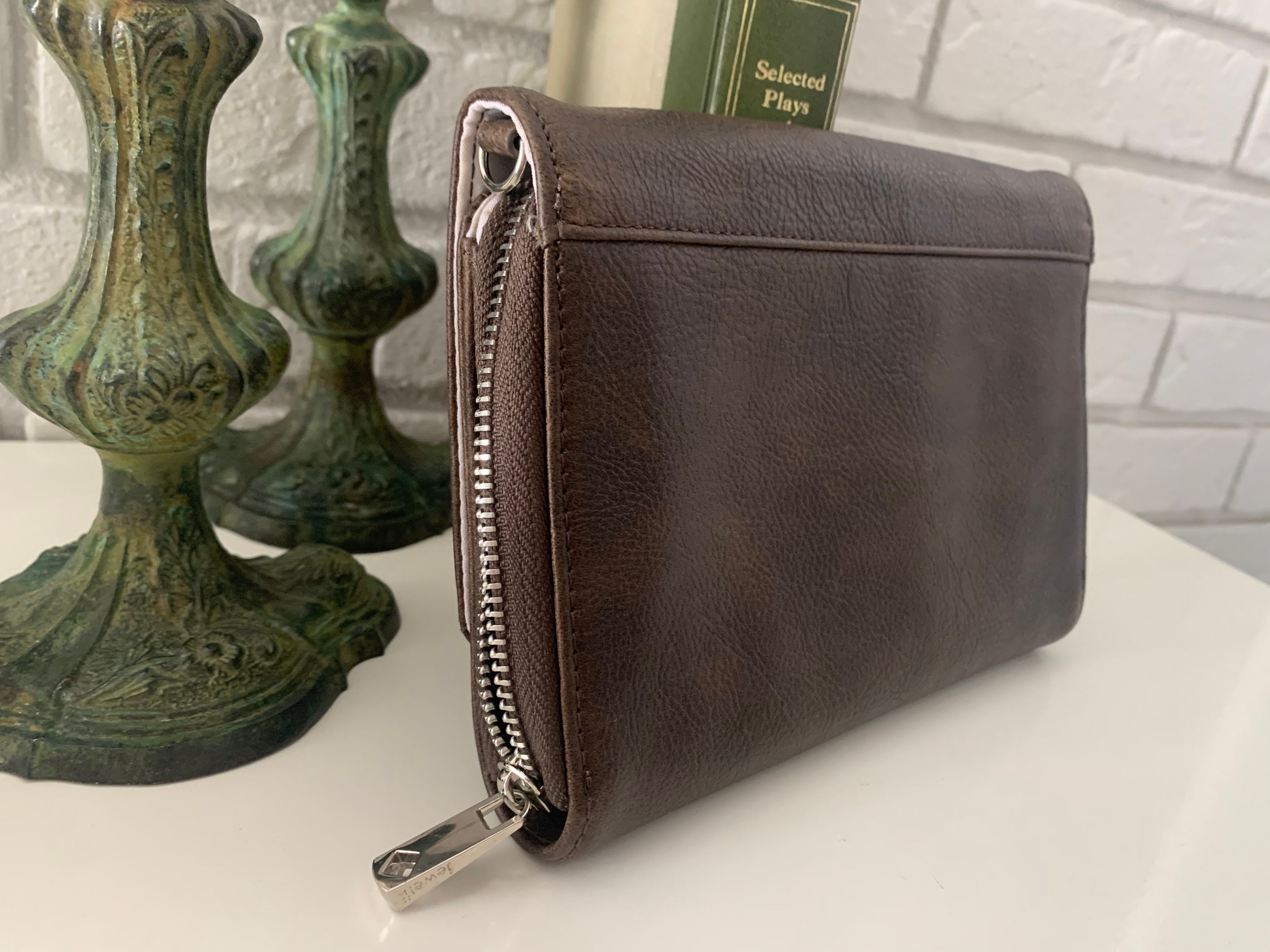 frye tote black