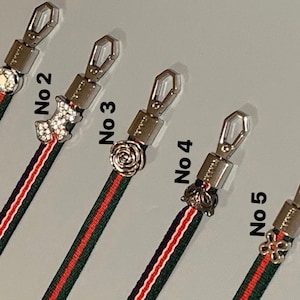 Gucci hot sale keychain strap