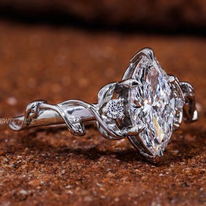 IGI Certified Lab Grown Diamond Engagement Ring Vintage Marquise Diamond Leaf Shape Ring Nature-Inspired Wedding Ring Promise Ring for Women