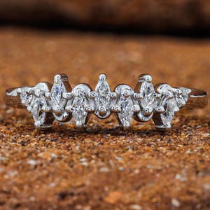 Marquise trouwring voor vrouwen 14K gouden minimalistische zigzagband unieke Moissnaite stapelen bijpassende band belofte ring cadeau voor vriendin