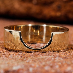 14k Solid Yellow Gold Flat Wedding Band Polished Comfort Fit Classic Wedding Rings for Men and Women Plain Simple Wedding Band Ring