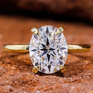 Oval Cut Moissanite Engagement Ring 2.75 CT Oval Brilliant Moissanite Ring 14K Solid Gold Solitaire Engagement Ring for Women Proposal Ring