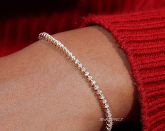 1.8MM Moissanite Tennis Bracelet Dainty Tennis Bracelet Round Cut Minimalist Tennis Bracelet 14K Solid Gold Tennis Bracelet Women's Day Gift