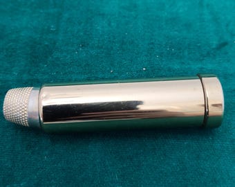 Gold-tone pocket sewing kit – vintage 1960s sewing collectible