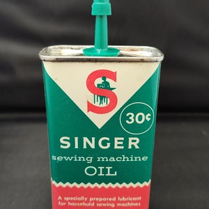 Vintage Singer Sewing Machine Oil Can Metal Tin Advertising 4 OZ 75 Cent  Green