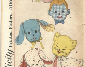 Girl Kitten Simplicity 2328 – Vintage Pillows for Children- Puppy Boy – Vintage 1950s – UNCUT