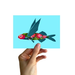 Postkarte A6, Fliegender Fisch mit Seerosen