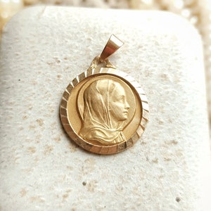 Beautiful 18k Gold French Antique Virgin Mary Religious Medal, French Catholic Solid Gold Antique Pendant, Gift for Her