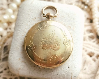 Beautiful XIX-Century French Antique Engraved Gold Filled Floral Decor Round Locket, Victorian Photo Holder Pendant, Gift for Her or Him