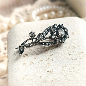 Beautiful Little French Antique XIX-Century Rose Cut Diamonds & White Gold Flower Brooch, Victorian Diamond Brooch, Gift for Her or Him