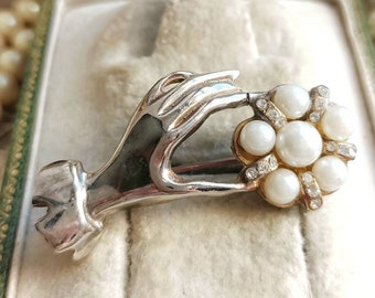 Beautiful French Vintage Silver Tone Metal & Faux Pearls Flower and Rhinestones Big Hand Brooch, Victorian Style Hand Pin, Gift for Her