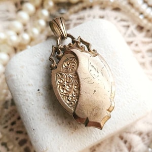 Beautiful French Antique XIX-Century Rose Gold Plated Ornate Victorian Locket, Hair Reliquary Pendant, Antique Wedding, Gift for Her