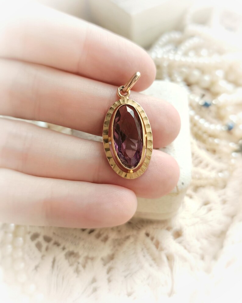 Beautiful French Vintage C1950s Ametyst Glass Stone Gold Filled Pendant