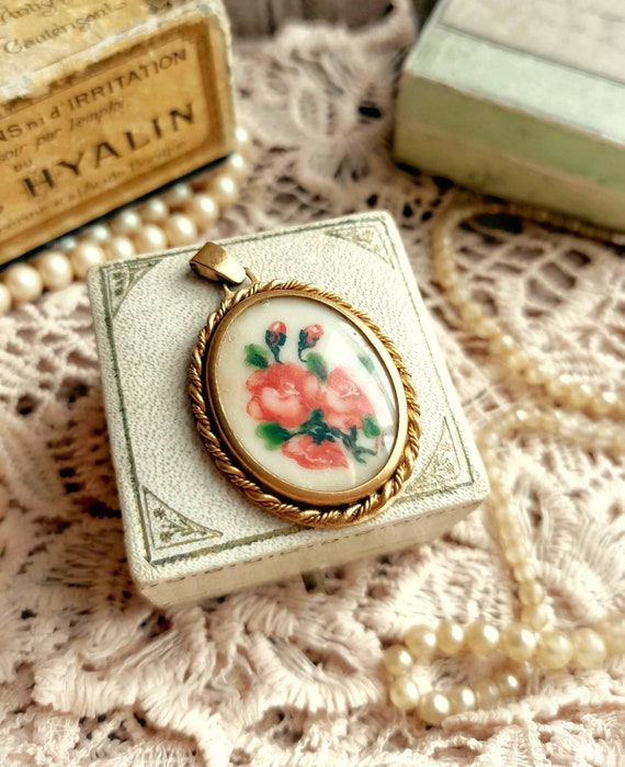 Lovely Antique French c1920s Hand Painted Flowers… - image 10