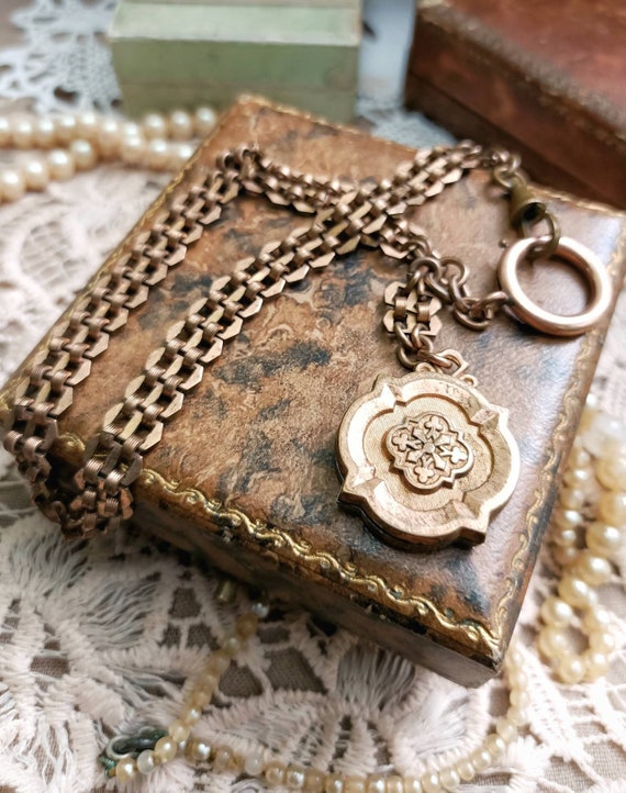Antique French Pocket Watch Chain with Fob, XIX-Ce
